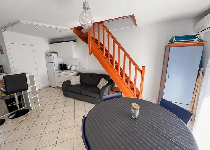 Maison Familiale Dans Le Domaine De La Avec Piscine Privee, A 200m De La Feriehus Valras-Plage